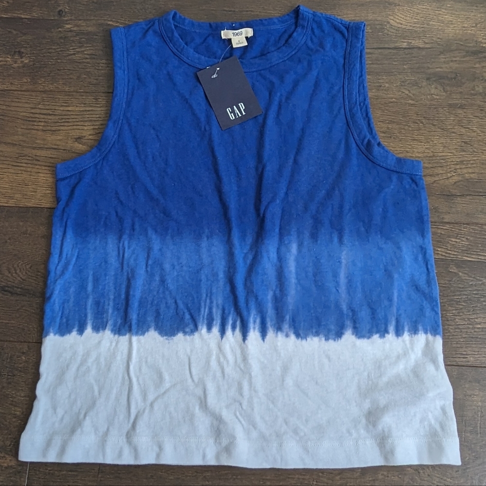Gap tie-dye tank